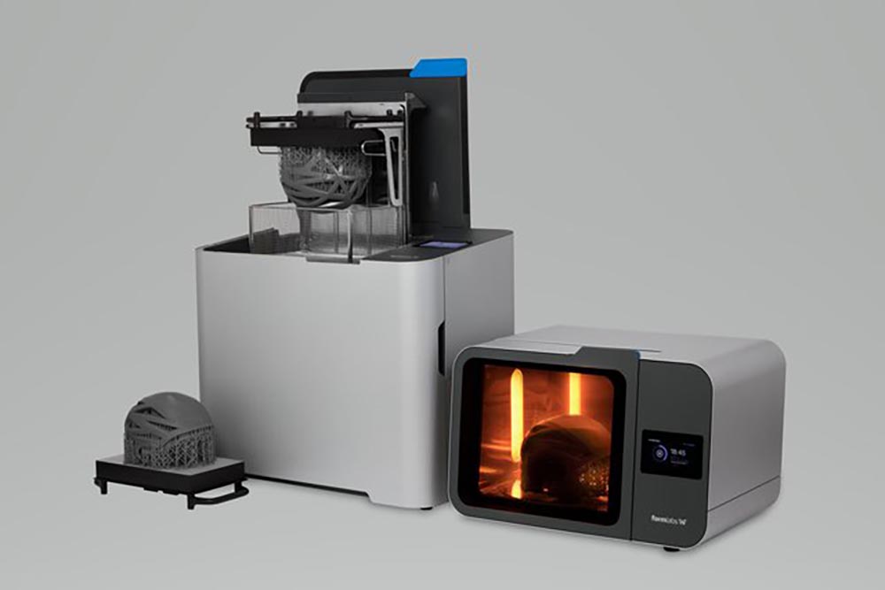 The Formlabs wash station and curing oven 