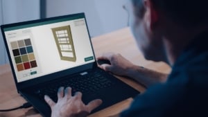 Engineer using DriveWorks Pro CPQ 3D Configurator for custom windows