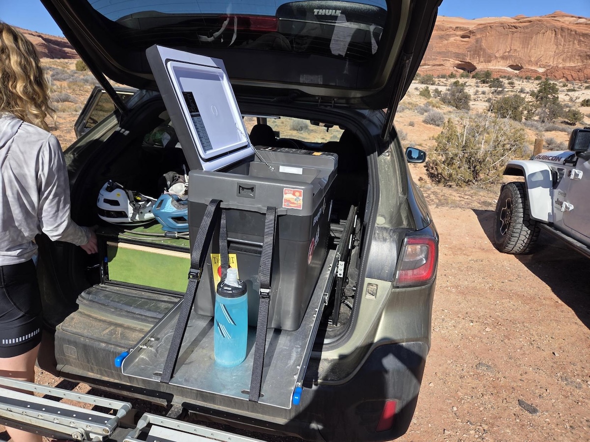 Mini kitchen drawer system for car for outdoor activities 