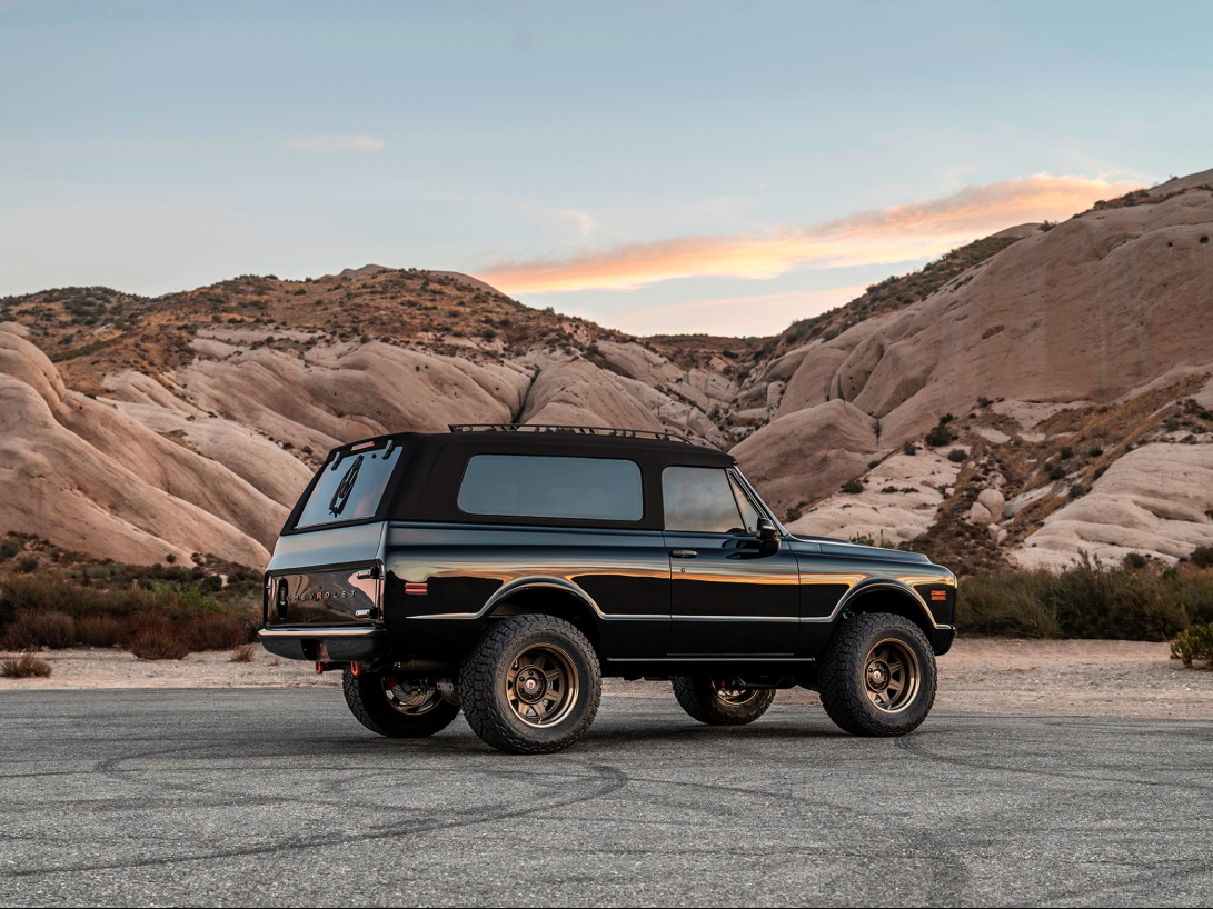 Image Credit: Ringbrothers https://www.ringbrothers.com/gallery/tuka/3776?srsltid=AfmBOoqYKZFmLUdyH_u6WM3USoR7aRScWWtOJ5vmhyDBPlStSXvbuH2f “TUKA 1972 K5 Blazer”